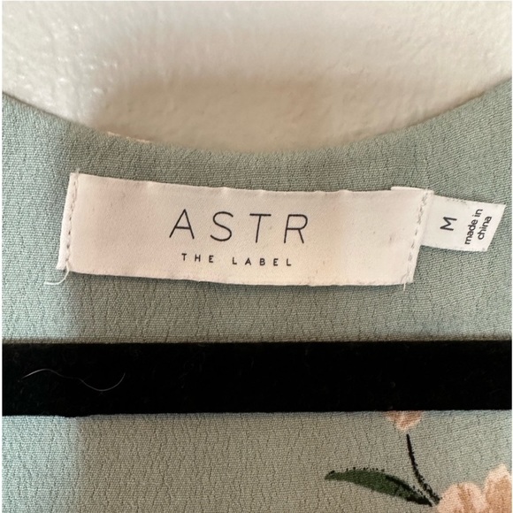 Astr Long Sleeve Blouse Women's Sage Multi Floral Side Button Blouse - Picture 14 of 16